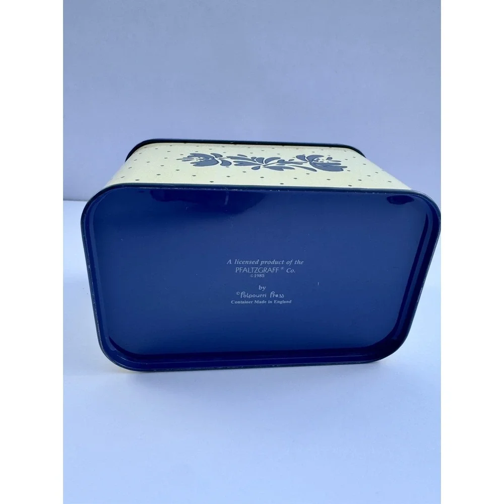 Pfaltzgraff Yorktowne Recipe Box Metal Tin Blue Floral Vintage Potpourri Press